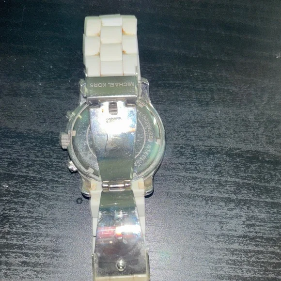 Michael Kors White and Silver Chronograph Watch - Picture 4 of 7